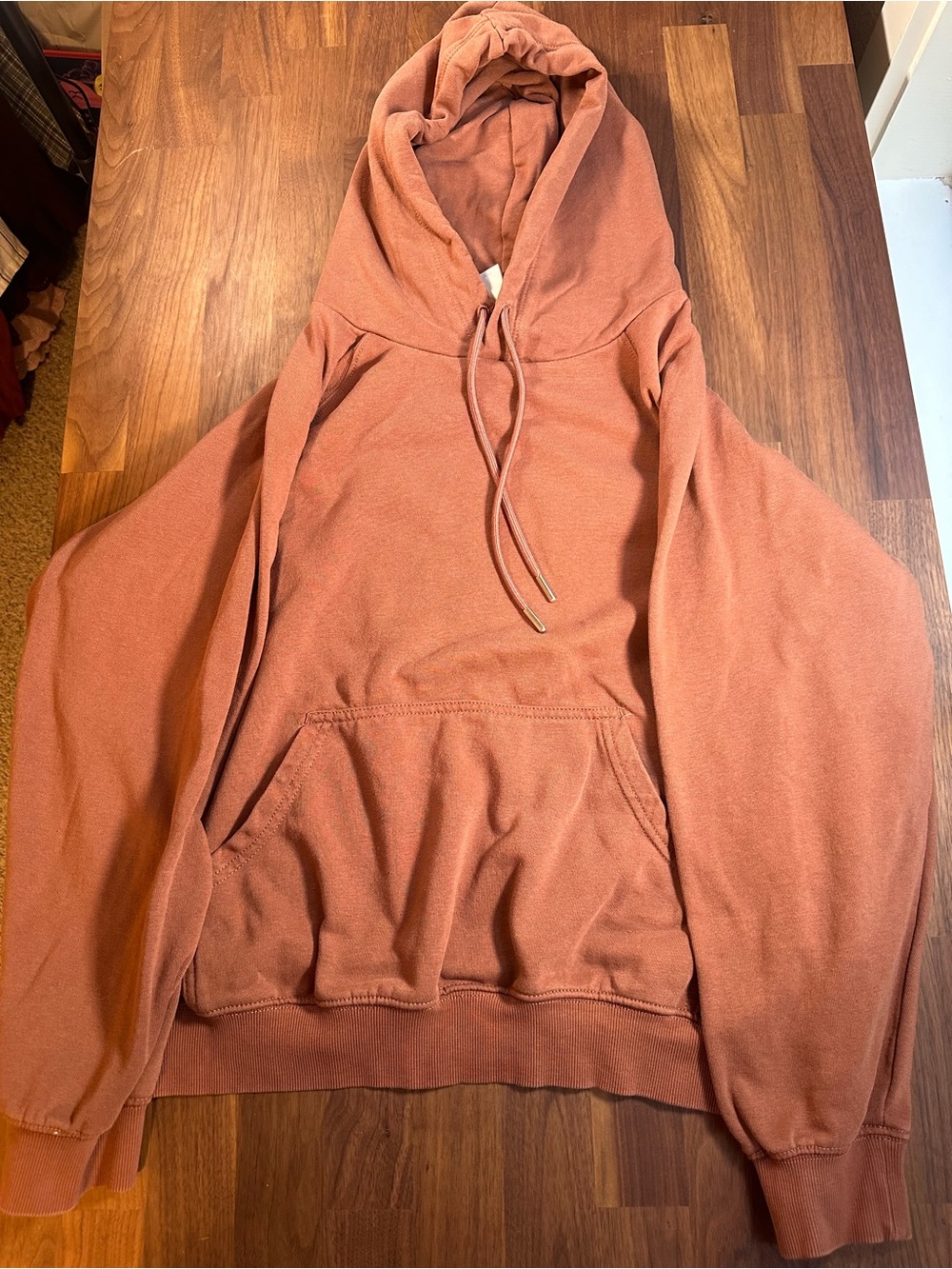 H&M Basics Dusty Rose Pullover Hoodie Women’s M Fleece Kangaroo Pocket